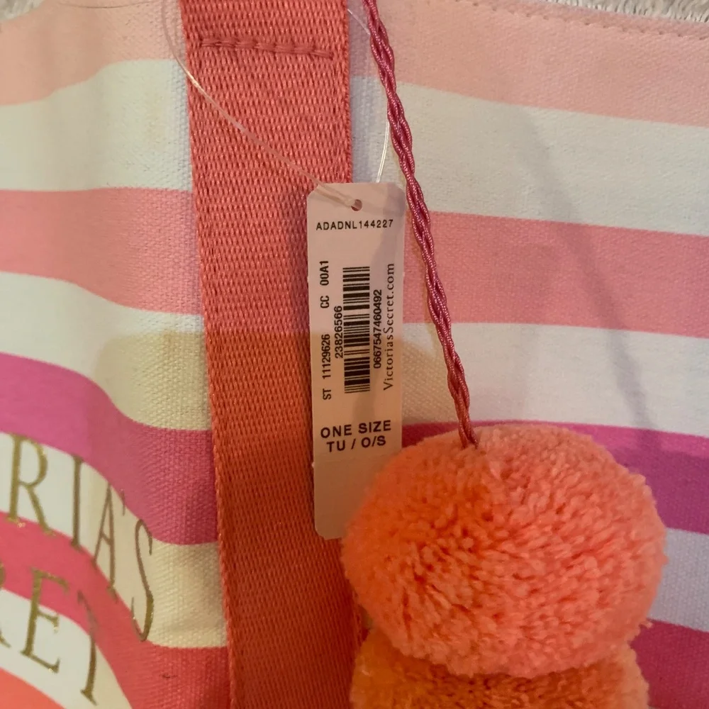 NWT Victoria’s Secret Pink/White Tote Bag